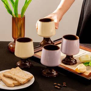 Tasse en porcelaine rétro de style chinois, à pied haut, couleurs contrastées créatives, cadeau pour fille, design élégant, compatible lave-vaisselle et micro-ondes - Product Image 3