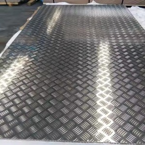 Distributeur en gros de plaques en acier inoxydable durable à motif losanges, norme ASTM AISI 304, épaisseur 1-6 mm - Product Image 1