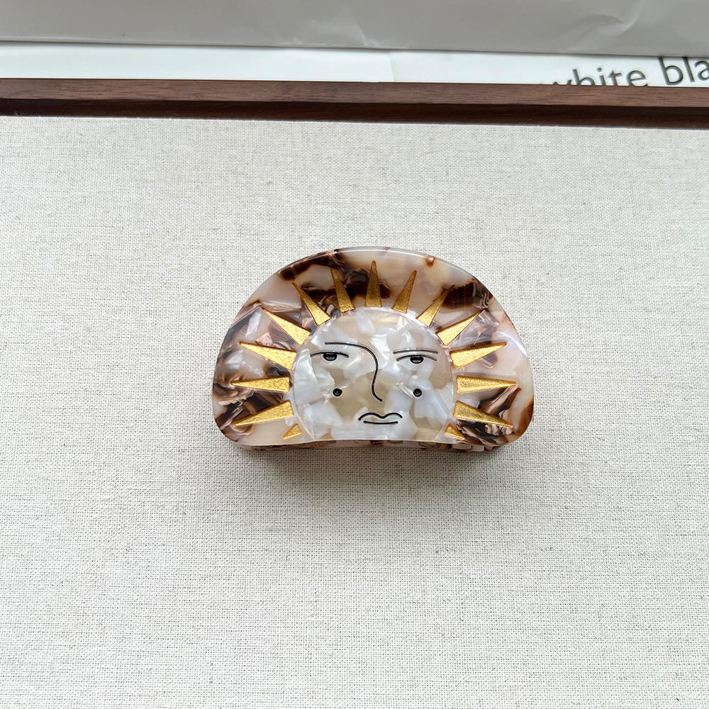 สีน้ำตาล