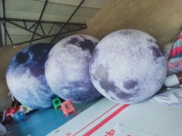 Lune gonflable géante roulante en PVC épais de 0,25 mm avec éclairage LED