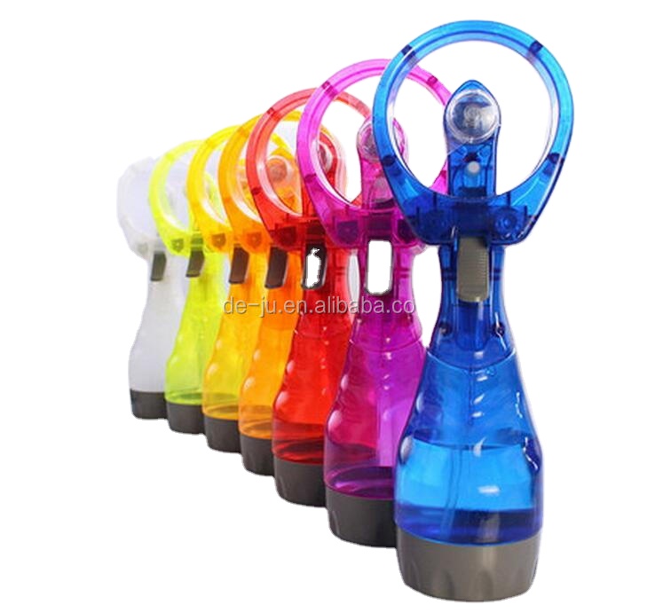 Оптовая продажа, дешевый подарок, ручной мини-вентилятор для бутылки с распылителем