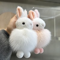 Vente en gros mignon mini lapin en fourrure grise blanche poupée lapin porte-clés voiture pendentif doux peluche pompon moelleux lapin porte-clés
