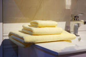 घर या होटल के उपयोग के लिए ओम थोक 100% एजिप्टियन कपास स्नान तौलिया शीट - Product Image 5