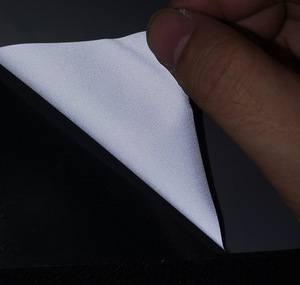 <span class=keywords><strong>Film</strong></span> de transfert de chaleur réfléchissant pour vêtements de sécurité Sportswear TPU argent réfléchissant HTV (colle blanche) matériau réfléchissant en silicone - Product Image 6