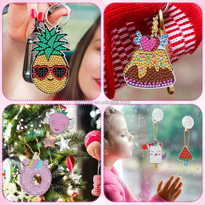 PL5Pcs/Set portachiavi forato con perline complete portachiavi in cristallo con motivo rosa portachiavi in acrilico portachiavi con pittura diamante fai da te - Product Image 5