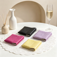 Pochette à bijoux en cuir PU, fermeture automatique à pression, couleurs assorties, anti-poussière, rangement pratique pour boucles d'oreilles et bagues