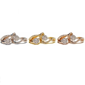 Pendientes Huggie de Oro Blanco Sólido de 18k con Diamantes Naturales VS en Forma de Racimo Redondo, Diseño Personalizado, Directo de Fábrica, Joyería Fina, Regalo de Aniversario - Product Image 4