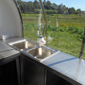 AUSTAR Food Truck BBQ, Petite Camionnette Convertie, Stand de Limonade Entièrement Équipé, Remorque Alimentaire en Fibre de Verre et Aluminium, Remorque de Concession Rapide - Product Image 6