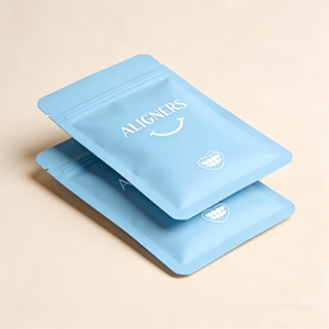 Sacs en Mylar à fermeture éclair plats mats imprimés sur mesure, sacs thermoscellables pour kit d'aligneur dentaire transparent, aligneur orthodontique, retrait et mâchoires - Product Image 3