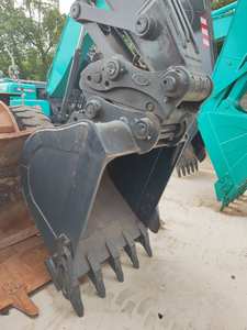 Excavatrice d'occasion Hyundai 220LC-9S de 22 tonnes, robuste, avec moteur et pompe, capacité de la benne de 1,05 m, puissance de 113 kW, à vendre - Product Image 5