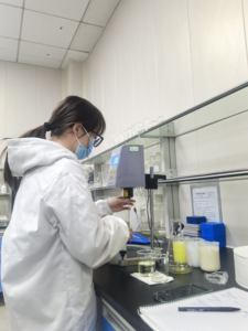 Gel Doccia Profumato Schiumogeno di Alta Qualità con Vitamina E e Niacinamide 500ml Cura della Pelle Liquida Riduce le Macchie Scure Rinfrescante - Product Image 5