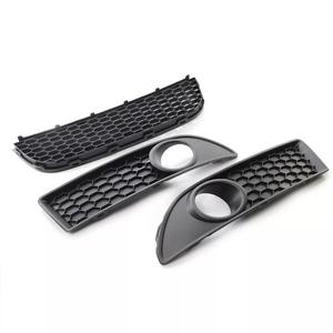 Encadrements de phares antibrouillard avant, grille inférieure, aérations pour Volkswagen Polo GTI 2006-2009, plastique noir - Product Image 2