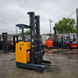 For <b>Used</b> 1.5 Tons Diesel Engine Powered <b>Pallet</b> Truck 4X4 Drive 6m Lifting Height - Product Image 3
