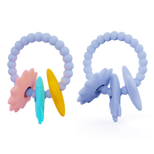 Jouet de dentition pour bébé en silicone, forme de fusée, 6 mois et plus, qualité alimentaire, bouillable, unisexe - Product Image 2