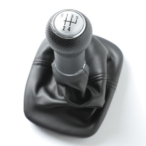 Pomo de Palanca de Cambios de 5 Velocidades y 23 mm con Funda de Cuero para VW <span class=keywords><strong>Golf</strong></span> 4 MK4 1998 1999 2000 <span class=keywords><strong>2001</strong></span> 2002 2003 2004 2005 2006 - Product Image 1