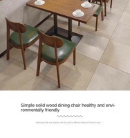 Ensemble de table et de chaises de salle à manger de style vintage moderne en bois massif de forme carrée durable pour les cafés, les salons de thé et les boulangeries