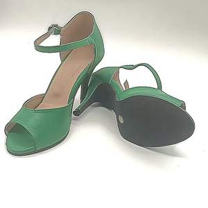 Chaussures de <span class=keywords><strong>danse</strong></span> latine salsa ballroom pour femmes, talon de 8,5 cm, nouvelle arrivée, chaussures de tango en <span class=keywords><strong>cuir</strong></span> vert pour le sport et l'exercice - Product Image 6