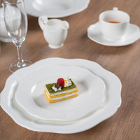 Assiettes à dessert en céramique blanche personnalisables, vaisselle en porcelaine fine de Chine, ensemble d'assiettes blanches, vaisselle de restaurant, ensembles de vaisselle