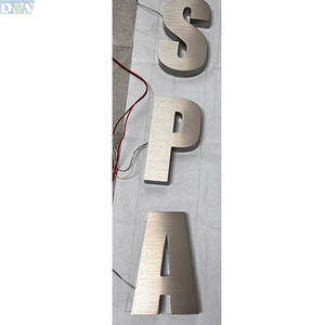 لافتة مخصصة بحروف كروم ثلاثية الأبعاد مع لافتة مصقولة من الفولاذ المقاوم للصدأ بإضاءة خلفية للزينة - Product Image 6