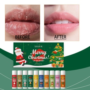 Set de Bálsamos Labiales Personalizados con Pegatinas, Bálsamos Labiales Hidratantes que Eliminan la Piel Muerta, Tema Navideño - Product Image 2