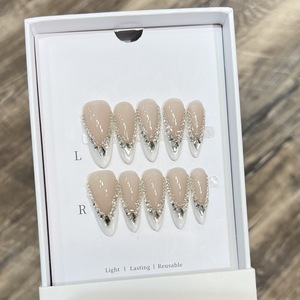Uñas Postizas de Vestir con Diseño de Cristales Apilados, Elegantes, Color Nude Blanco Francés, Hechas a Mano, de Lujo - Product Image 3