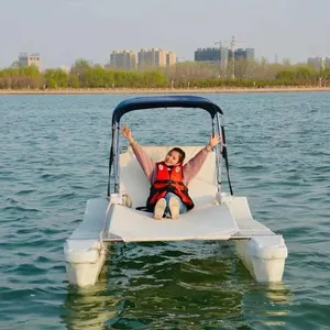 Bateau de loisirs de catamaran à moteur électrique de PE de matière plastique