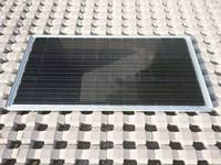 Tuiles solaires photovoltaïques TOPCON monocristallines, brillantes la nuit, générant de l'électricité, imperméables, antidérapantes, zéro carbone