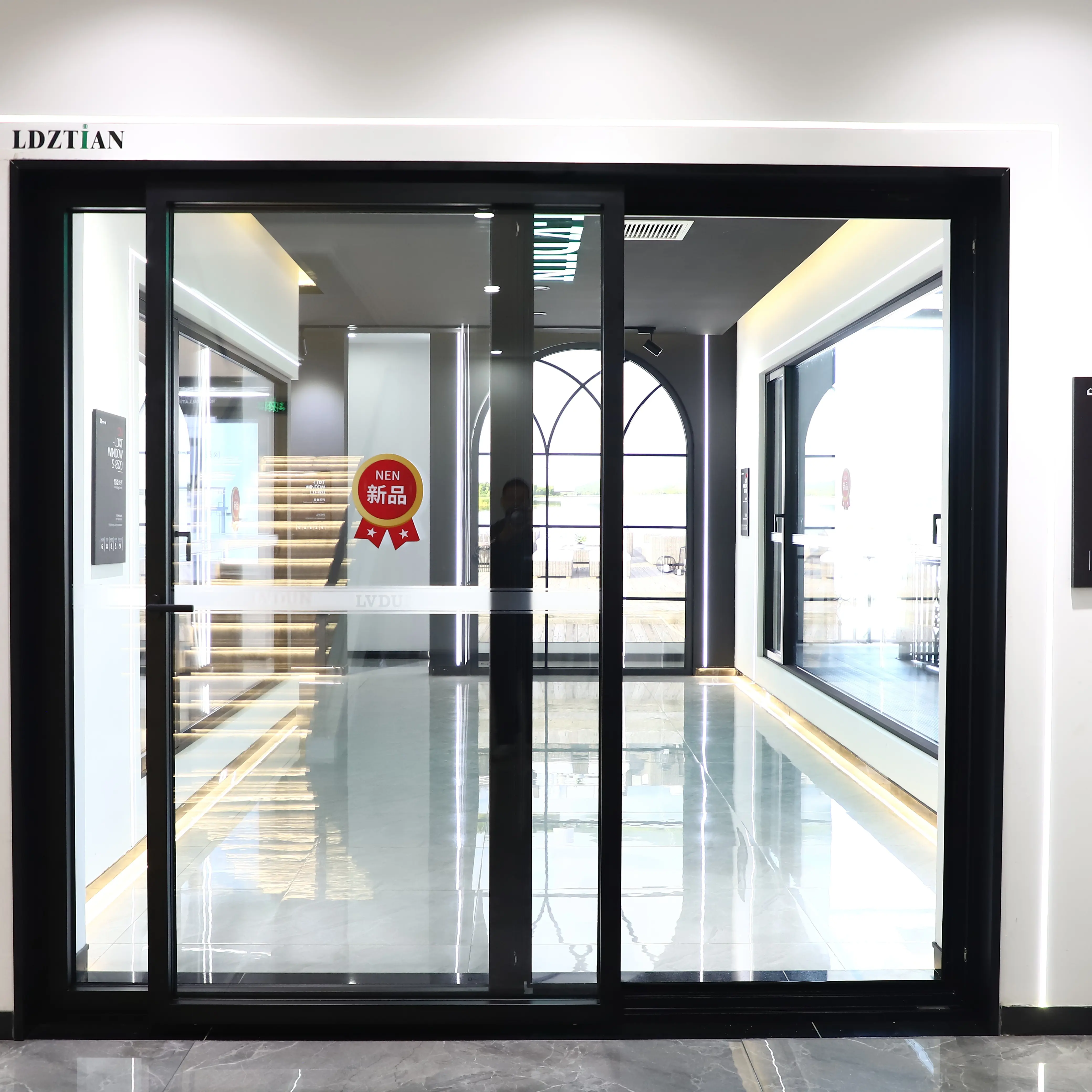 Manufacturers Wholesale Large Vision Luxury Commercial Aluminum Tempered Glass Sliding Doors