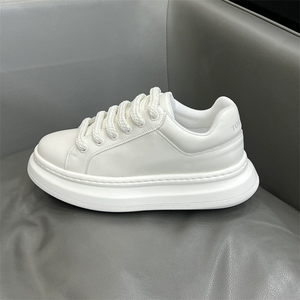Chaussures décontractées pour hommes à semelle épaisse, rehaussantes, confortables, respirantes et souples – Baskets pour hommes - Product Image 2