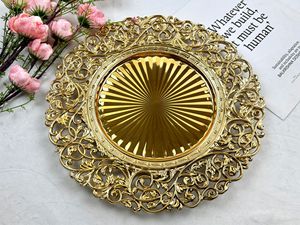 Assiettes de présentation décoratives en plastique doré de 13 pouces pour mariages, événements, fêtes et Noël – Assiettes creuses de service - Product Image 3