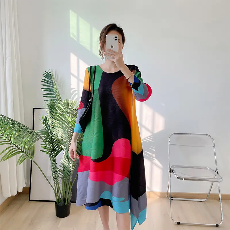 2022 summer design European and American fashion Miyake pleated print dress woman plus size pleated skirt