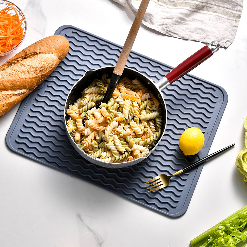 2023 New Arrivals Kitchen Gadgets Easy to Drain and Clean Silicone Mat For Sink Silicone Dish Sink Drying Mat