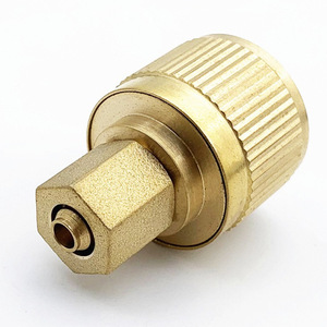 ข้อต่อทองเหลืองขนาด 1/4 นิ้ว แบบต่อเร็ว สำหรับสายยางรดน้ำในสวน - Product Image 1