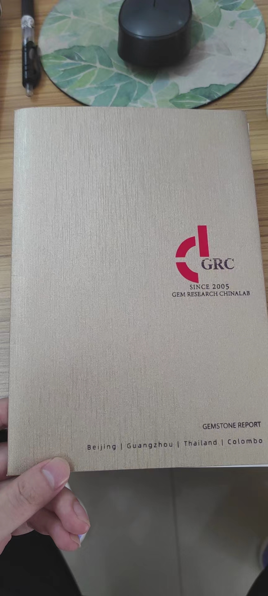 1 livre GRC certificat pour chaque alexanderite pierre