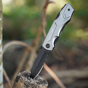 OEMカスタマイズ可能10 in 1マルチツールポータブル緊急折りたたみナイフスクリュードライバーオープナーコンビネーションツール - Product Image 3