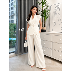 Vêtements durables 150 GSM Ensemble de vêtements de bureau pour femmes avec haut sans manches à volants et pantalon large Jupes pour femmes - Product Image 1