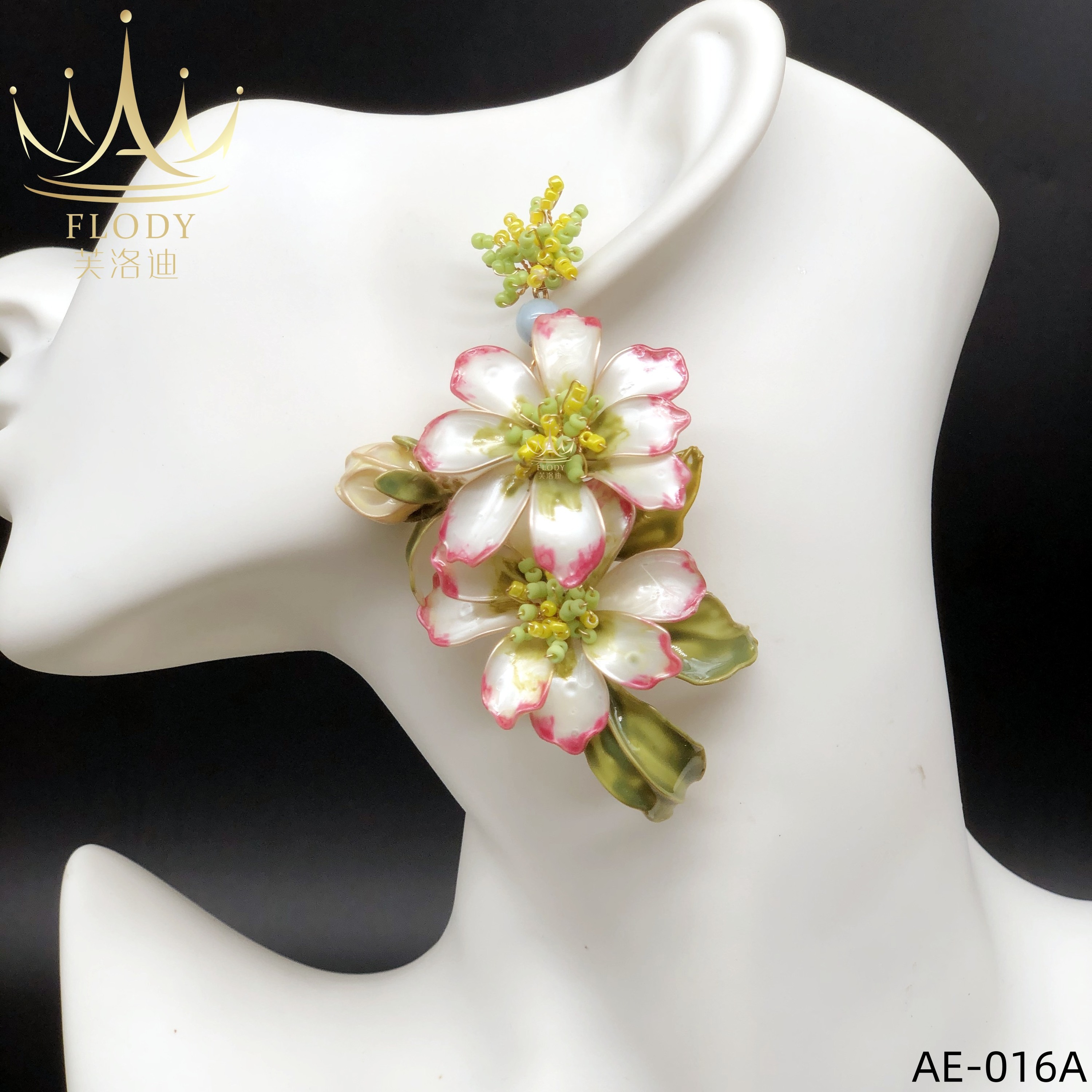 AE-016A Factory Wholesale Custom Jewelry Green Beads White 