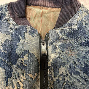 جاكيت دينيم رجالي بتصميم عتيق مع سحاب وغسيل متهالك - Product Image 2