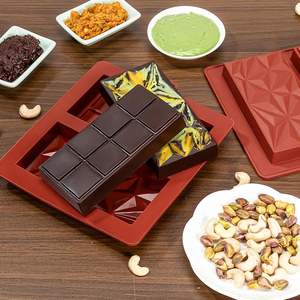 Molde de silicona grueso para barra de chocolate de pistacho de 1 pulgada de profundidad, estilo Dubai - Product Image 5