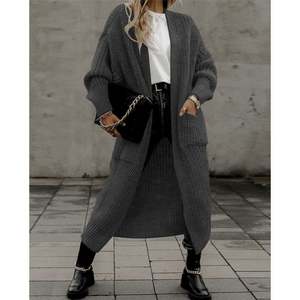 2025 automne nouveau femmes décontracté couleur unie revers avec poche tricoté pulls pull - Product Image 3