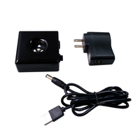 Mini 4 SMD RGBW Couleurs de lumière optionnelles Finition laquée noir piano Socle en bois pour cristaux et verre