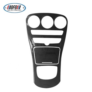 Couverture de console centrale en fibre de carbone sèche, accessoires intérieurs de voiture pour <span class=keywords><strong>Mercedes</strong></span> W205 C180 C200 C250 C63 - Product Image 2