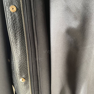 ViVi7 Vendita all'Ingrosso: Acquista 3 Pezzi e Ottieni il 10% di Sconto, Lussuoso Cappotto in Vera Pelliccia di Rex per Donna, Morbido e Caldo, Fatto a Mano - Product Image 4