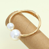 Pulsera de perlas de moda para mujer europea americana, brazaletes de moda chapados en oro simples, joyería Popular de comercio exterior, superventas