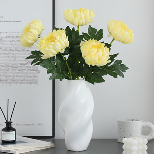 Simulated Silk Chrysanthemum <b>White</b> Yellow Single Branch <b>Artificial</b> <b>Flower</b> Arrangement Home Decor Outdoor Photography Props - Product Image 2