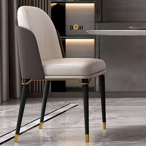 Sedia da Pranzo Leggera di Lusso <span class=keywords><strong>in</strong></span> Stile Scandinavo con Schienale <span class=keywords><strong>in</strong></span> <span class=keywords><strong>Legno</strong></span> Massello e Rivestimento <span class=keywords><strong>in</strong></span> Pelle Beige Chiaro <span class=keywords><strong>per</strong></span> Sala da Pranzo e <span class=keywords><strong>Cucina</strong></span> - Product Image 2