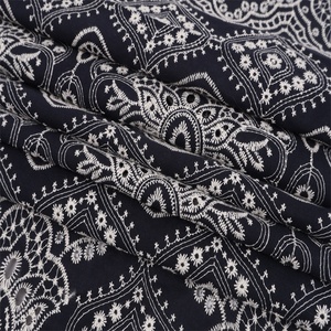 Tissu brodé plat ajouré en coton peigné 100% doux, style vintage populaire Ins TikTok, pour chemisiers et robes de bébé - Product Image 5