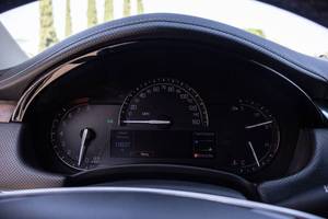 รถยนต์มือสองปี 2020 XTS Luxury Sedan หนังสีเข้ม ระบบ ACC เกียร์ 8 สปีด หลังคาซันรูฟ พวงมาลัยซ้าย เครื่องยนต์เบนซิน - Product Image 3