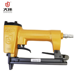 Engrapadora Neumática Meite J1013, Grapas en Forma de U de 6-13 mm para Tapicería de Muebles - Product Image 4