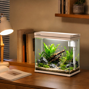 Acuario Sunsun de 25L para agua dulce, acuario de escritorio con filtro y luz para uso en casa u oficina. - Product Image 1